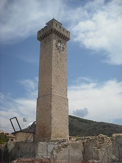 250px Torre de Mangana 1 La torre de Mangana, símbolo de Cuenca
