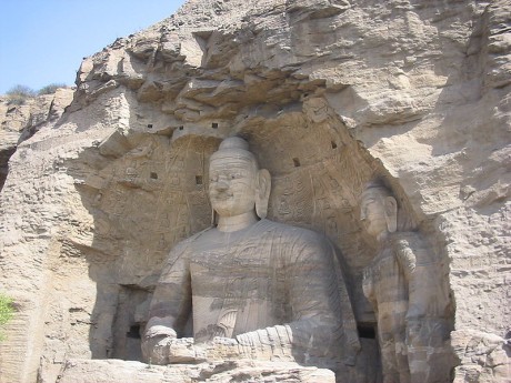 Budas de Yungang 460x345 Los templos rupestres de China