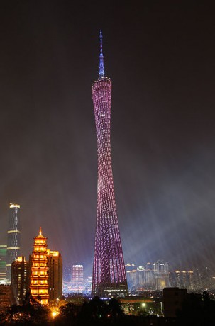 Canton 303x460 La Torre de televisión de Cantón, la segunda más alta del mundo