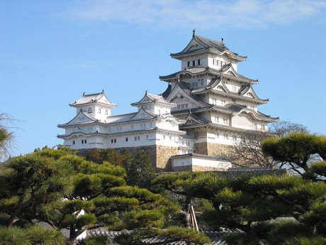 Castillo de Himeji 460x345 El castillo de Himeji, la garza blanca