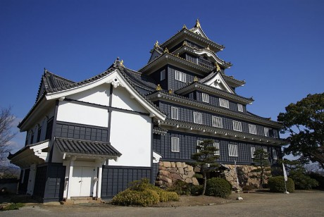 Castillo de Okayama 460x308 Okayama, el castillo del cuervo dorado