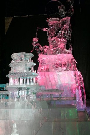 Escultura de hielo 306x460 Festivales de hielo y nieve