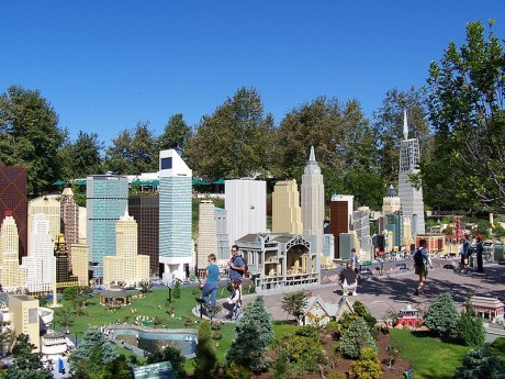 Legoland maqueta New York 460x345 Legoland, un parque temático a piezas