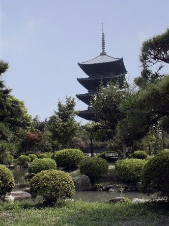 Templo Japón 344x460 Fin de año en Japón