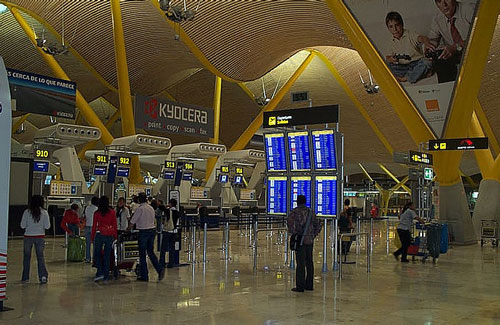 madrid aeropuerto t4 Menos maletas perdidas
